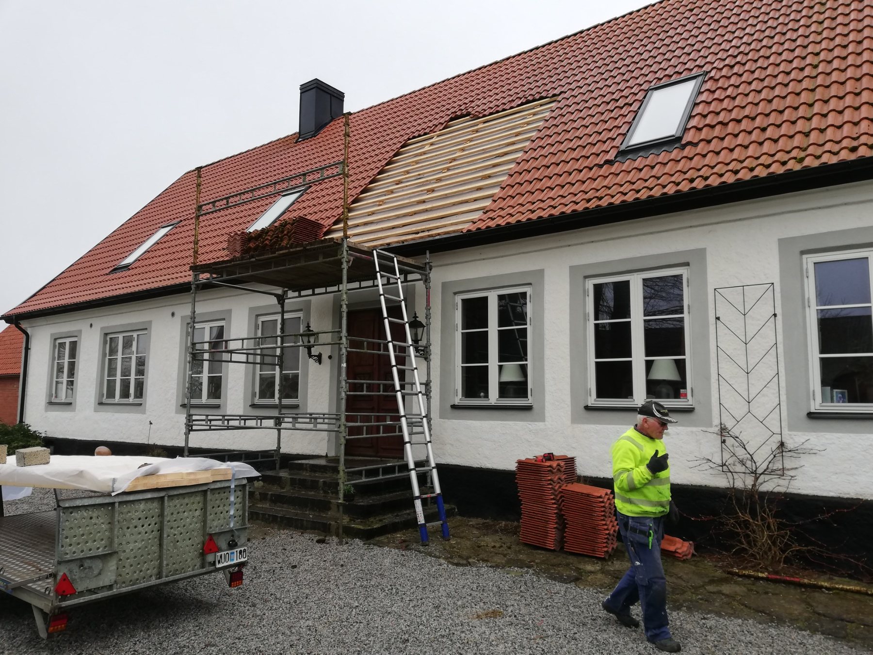 Takrenovering med tegelpannor